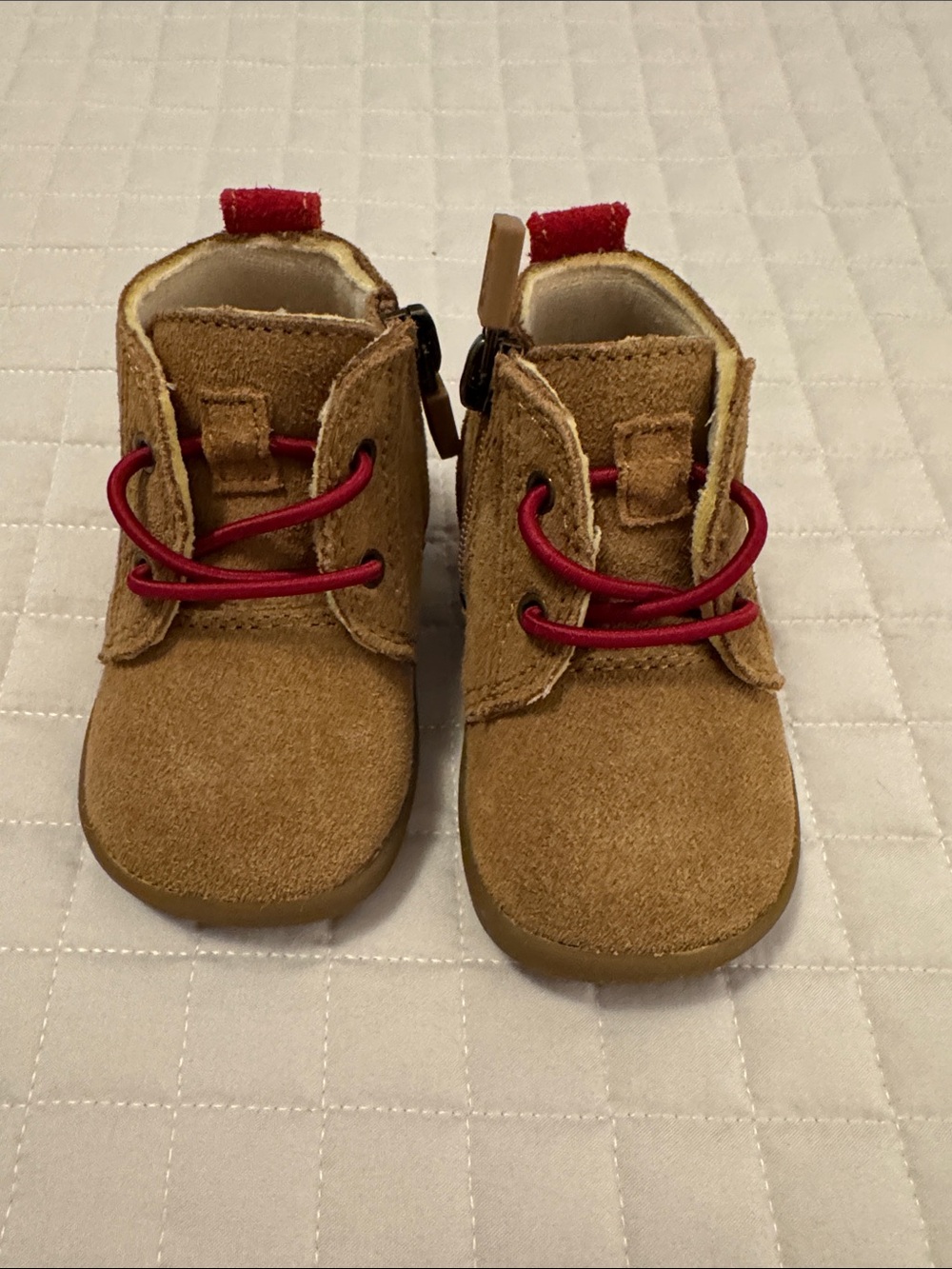 UGG size 2/3 infant boot